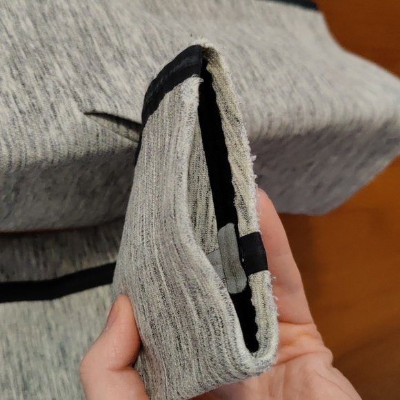 Lululemon stratum hoodie - Picture 6 of 7